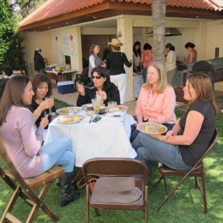 582178_10150786008992385_584717384_9874748_354551184_n